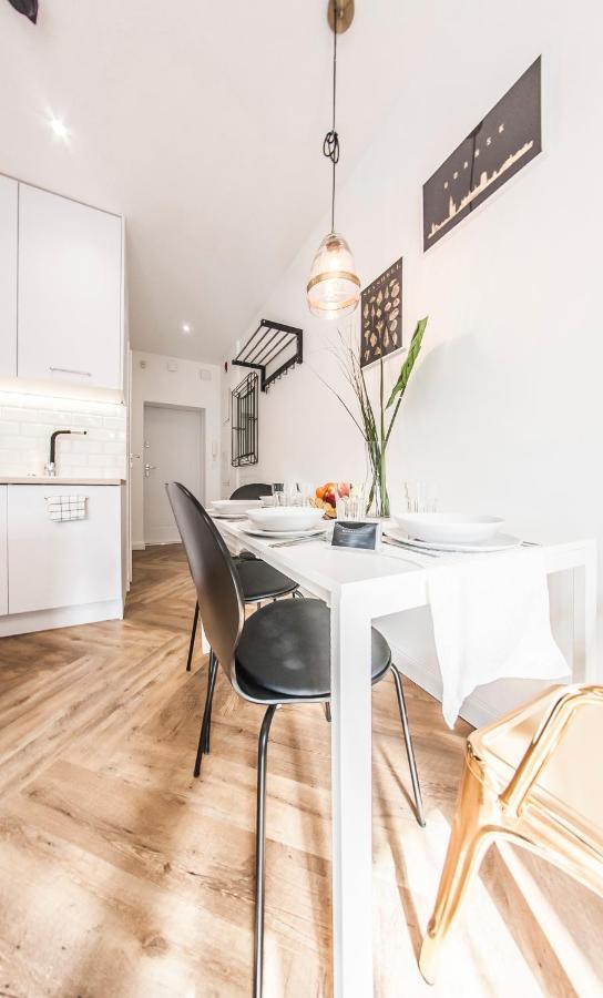 Family Luxury Gold Apartament & Playstation, 1-6, 2 Sypialnie I Salon, 100M Bazylika Gdansk Bagian luar foto