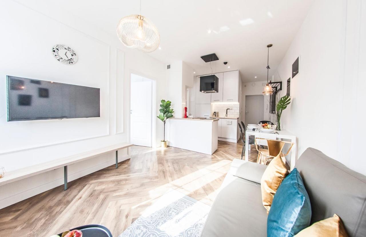 Family Luxury Gold Apartament & Playstation, 1-6, 2 Sypialnie I Salon, 100M Bazylika Gdansk Bagian luar foto