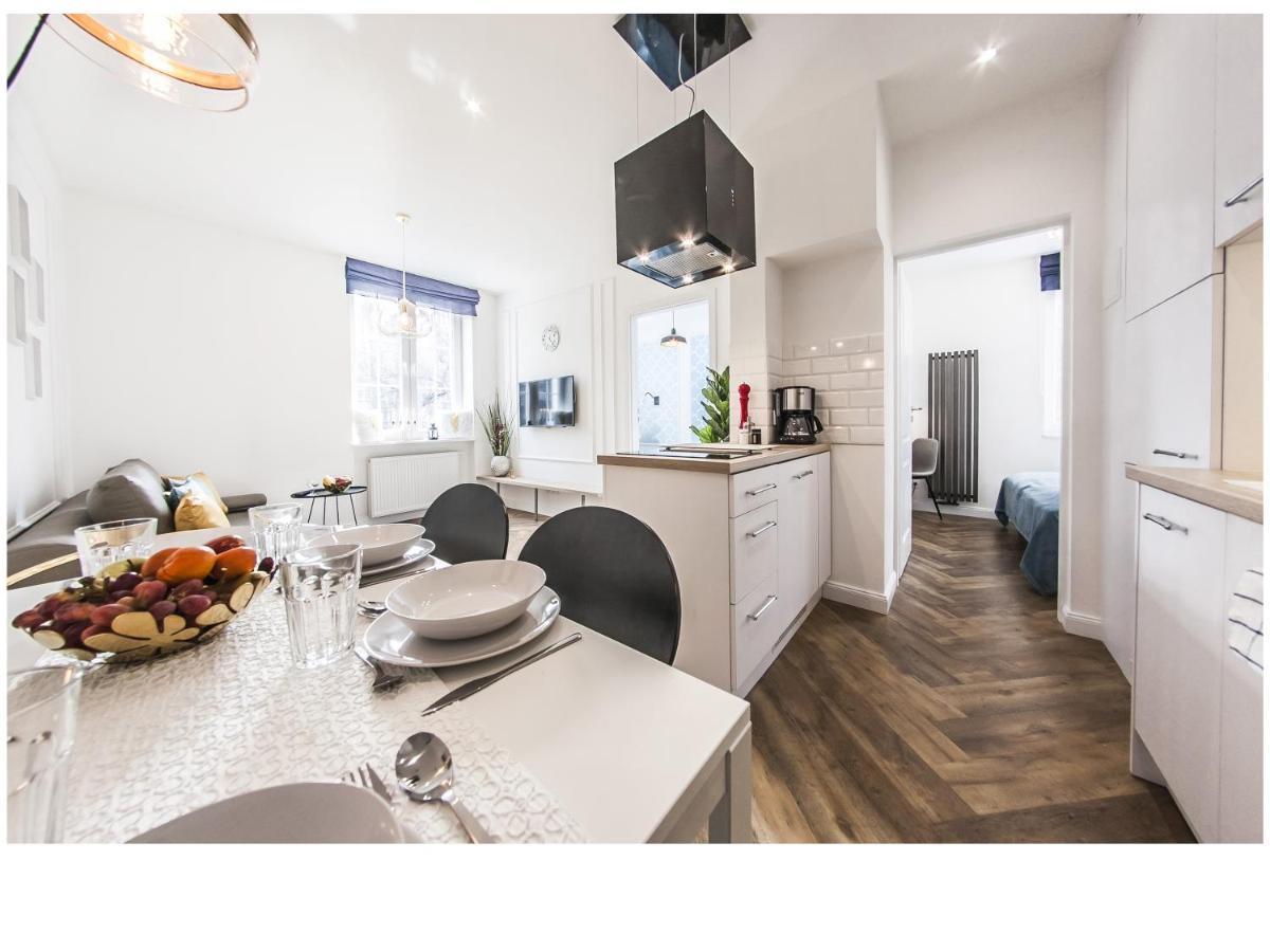 Family Luxury Gold Apartament & Playstation, 1-6, 2 Sypialnie I Salon, 100M Bazylika Gdansk Bagian luar foto